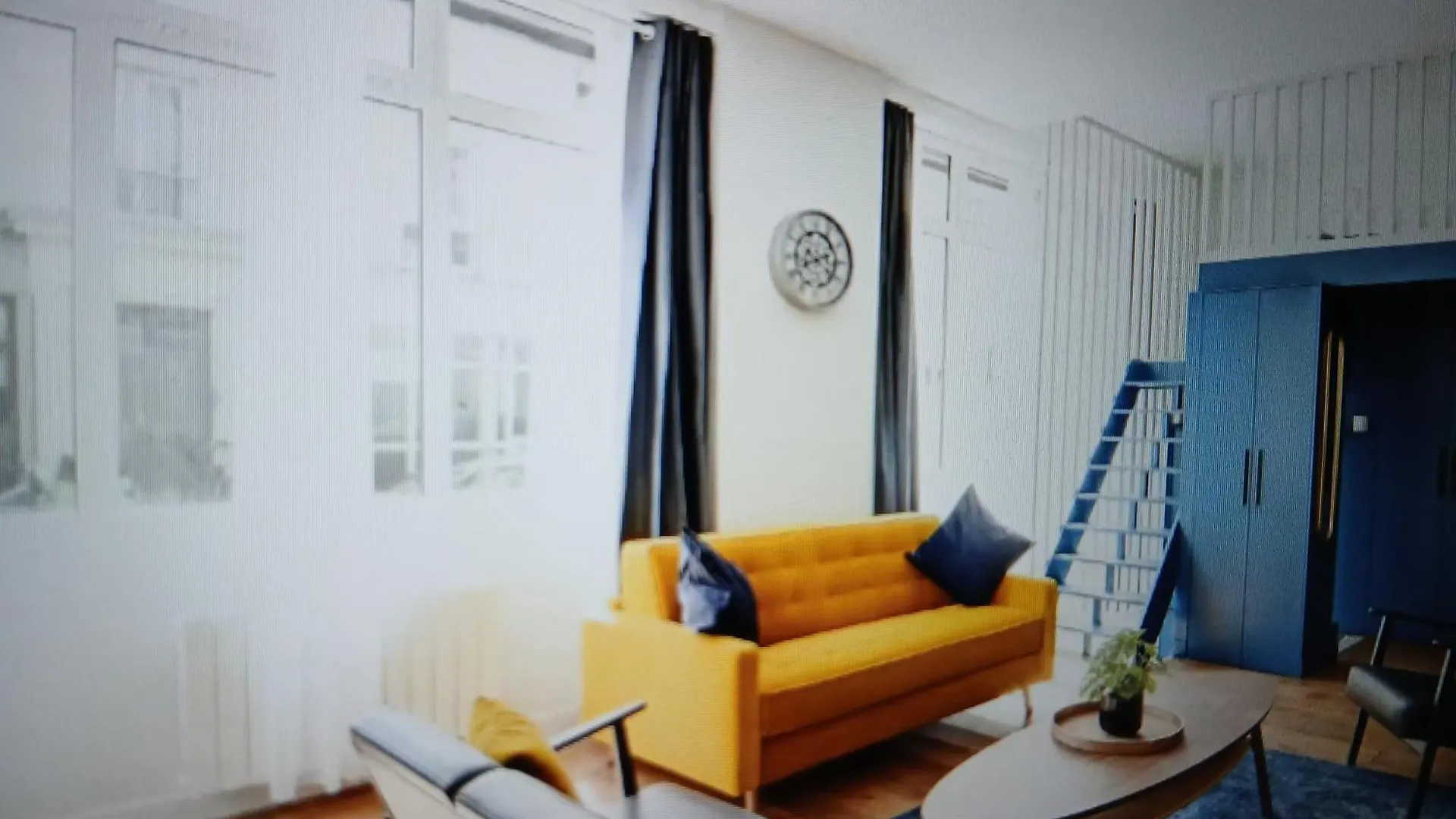6 Arr Apartment Παρίσι 0*,